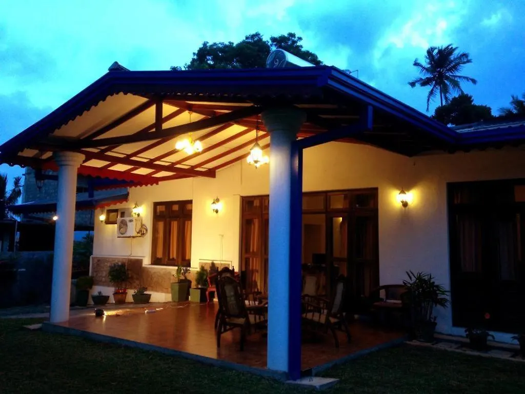 Kandy Moon Hills Hotel 3*,  Srí Lanka