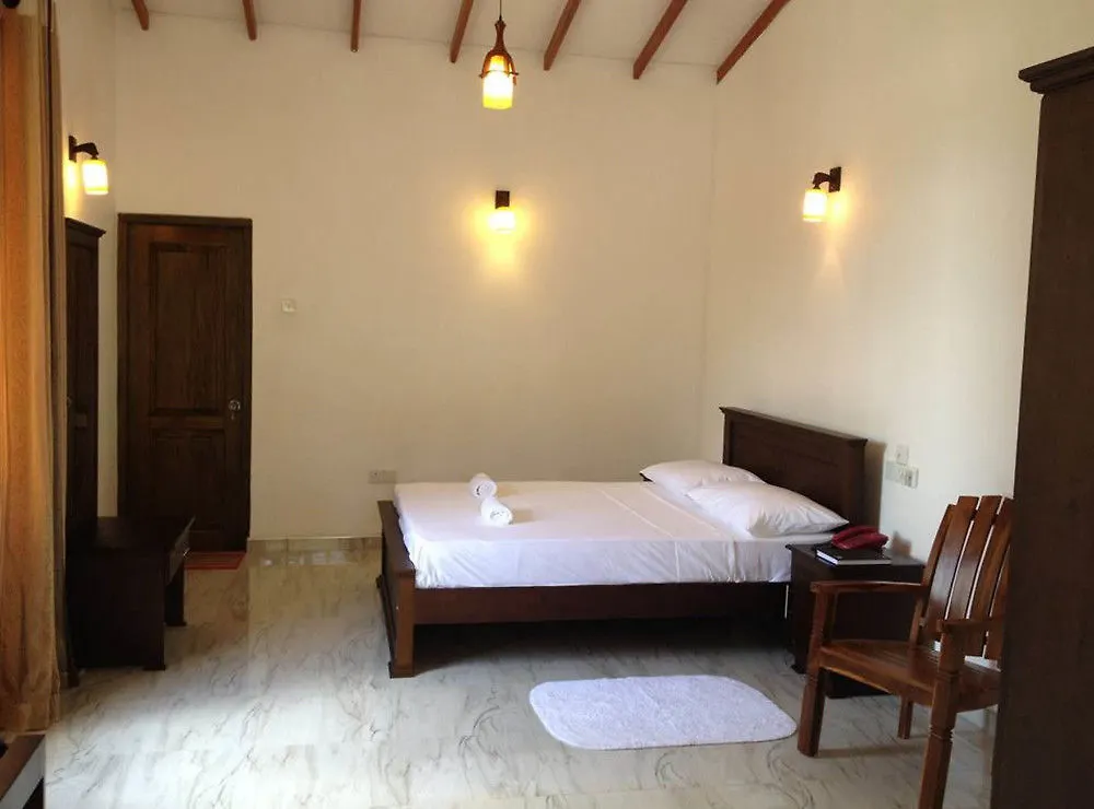 Kandy Moon Hills Hotel 3*,  Srí Lanka